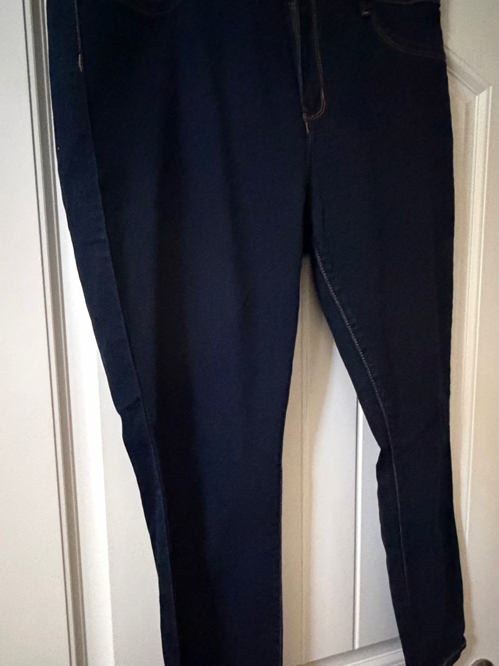 Size 16 d. jeans skinny fit